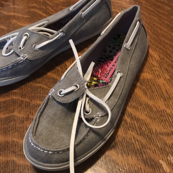 Rock & Candy canvas shoes. - Picture 5 of 10